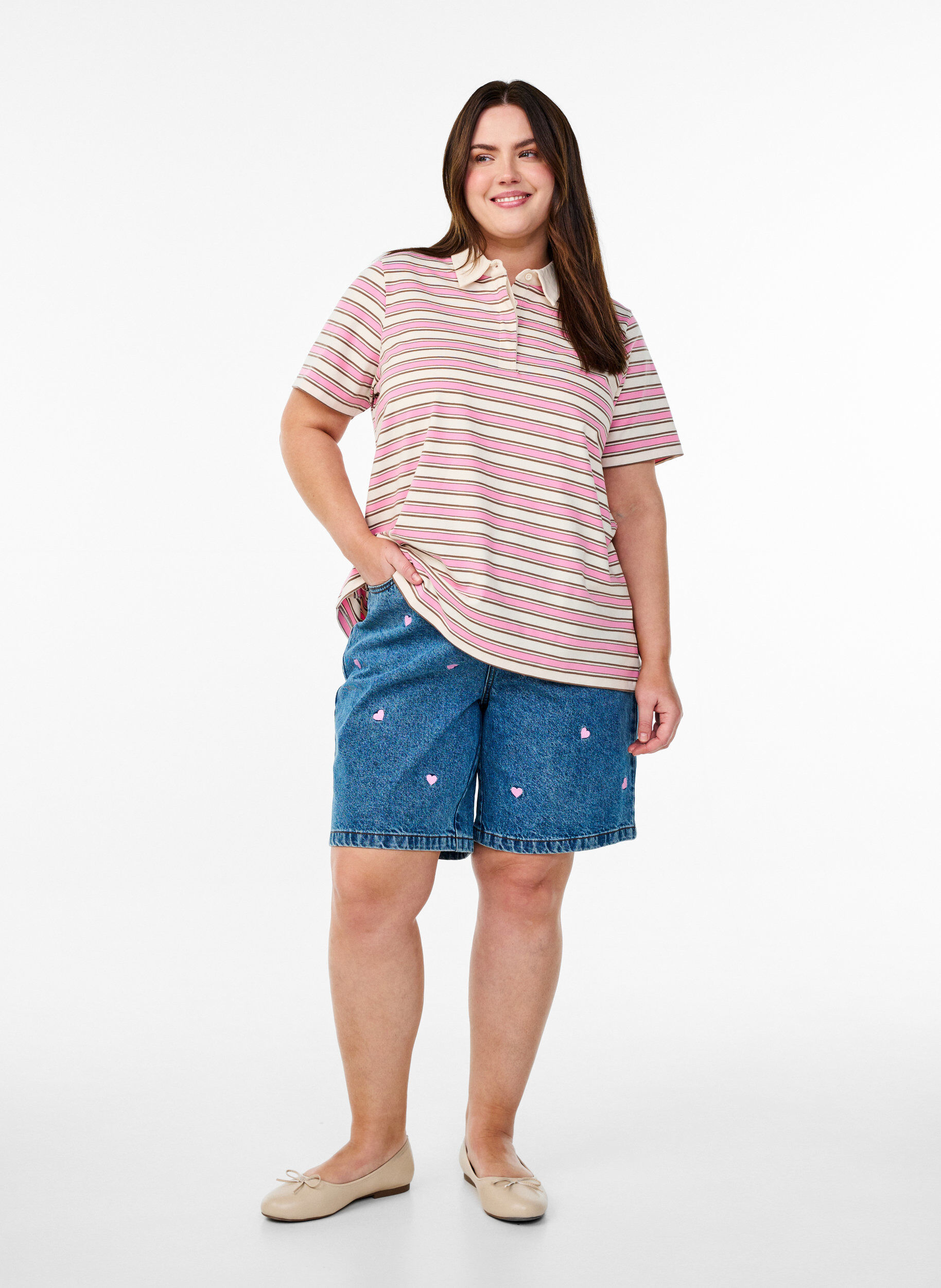 Zizzi Stripete poloskjorte med korte ermer, Rosa, Model image number 1
