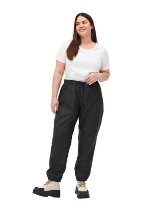 Zizzi Regnbukser med tapede sømmer, Black, Model image number 4