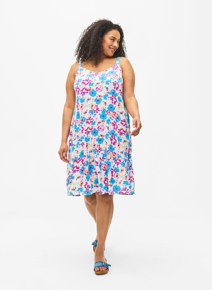 Sommerkjole i viskose med stropper, Multi Flower AOP, Model image number 2