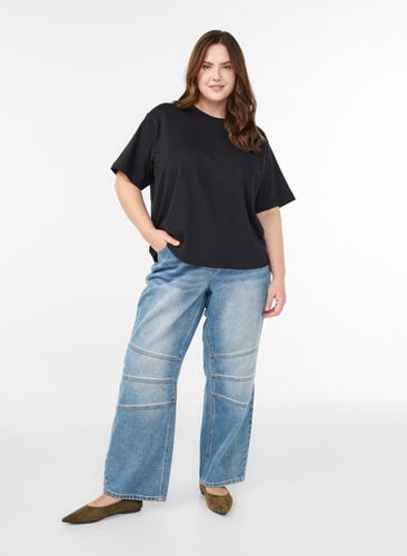 Zizzi Boxy bomulls-t-skjorte, Svart, Model image number 1