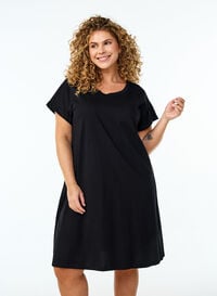 2-pakk T-skjortekjole med korte ermer, Svart 2-pakk T-skjortekjole med korte ermer, Svart, Model