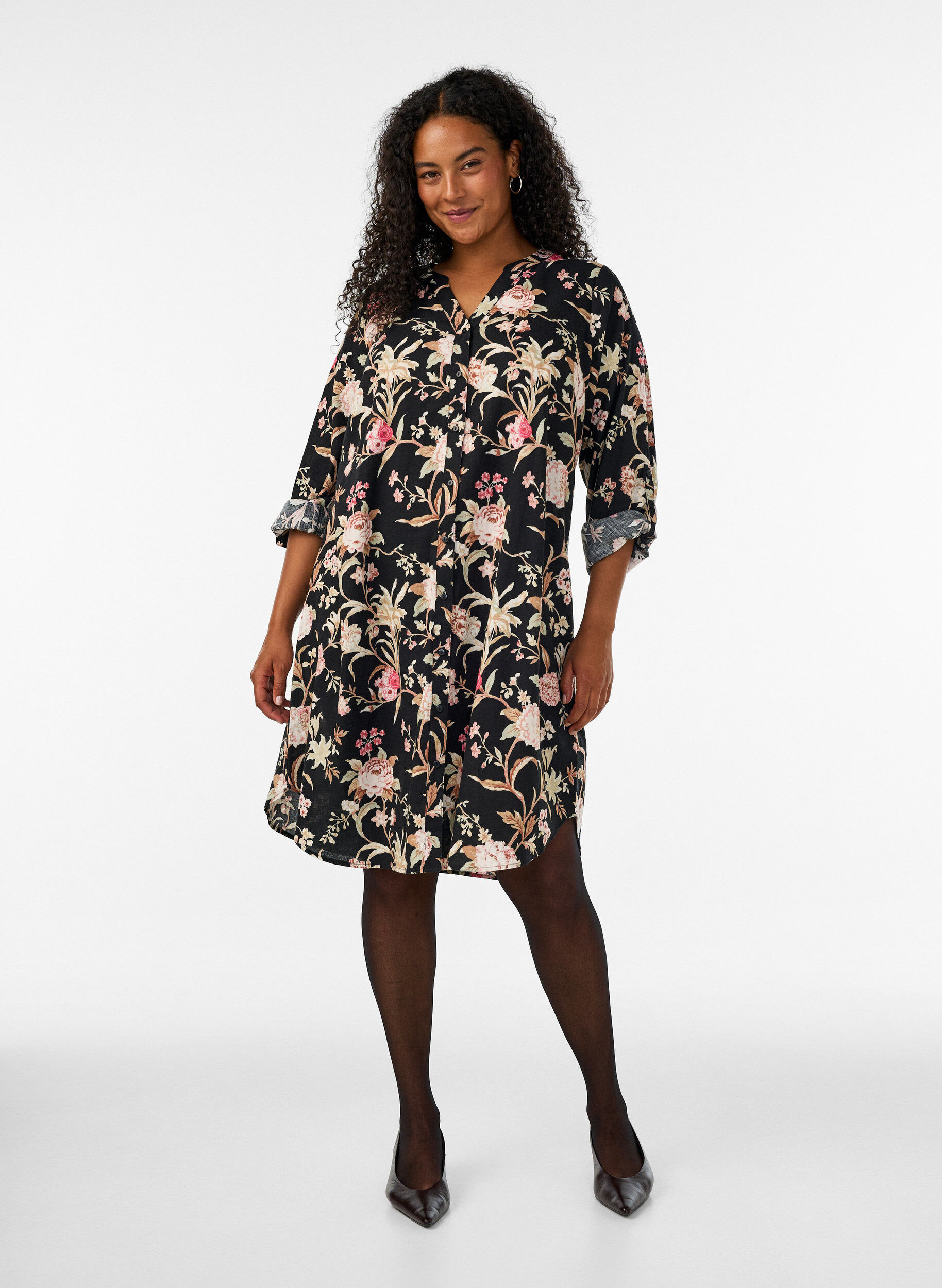 ZizziLang skjorte i lin og viskose, Svart, Model image number 1