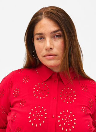 Skjortebluse med engelsk broderi og 3/4-ermer, Tango Red, Model image number 2