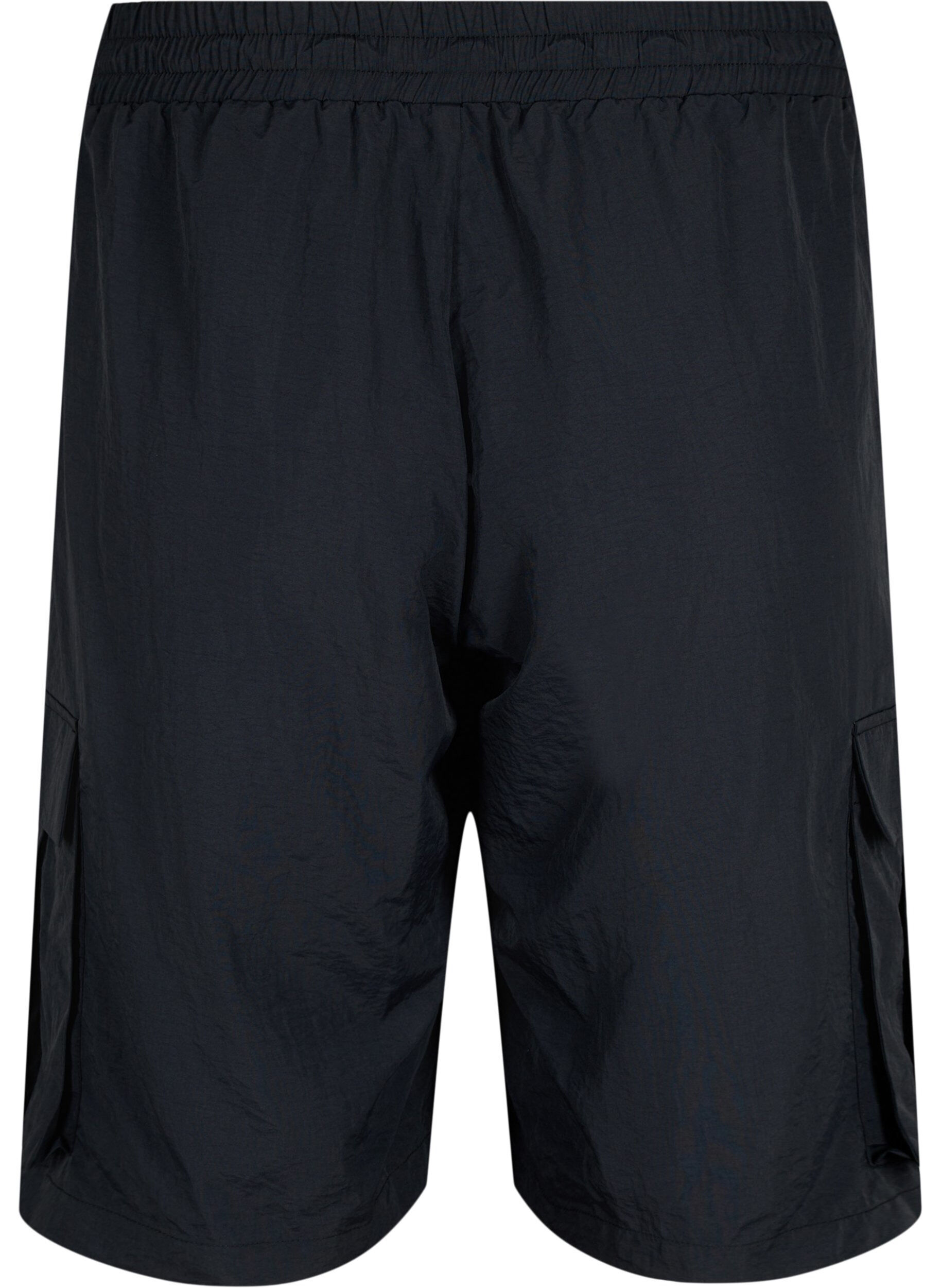 Zizzi Shorts med h&oslash;y midje og cargo-lommer, Black, Packshot image number 1