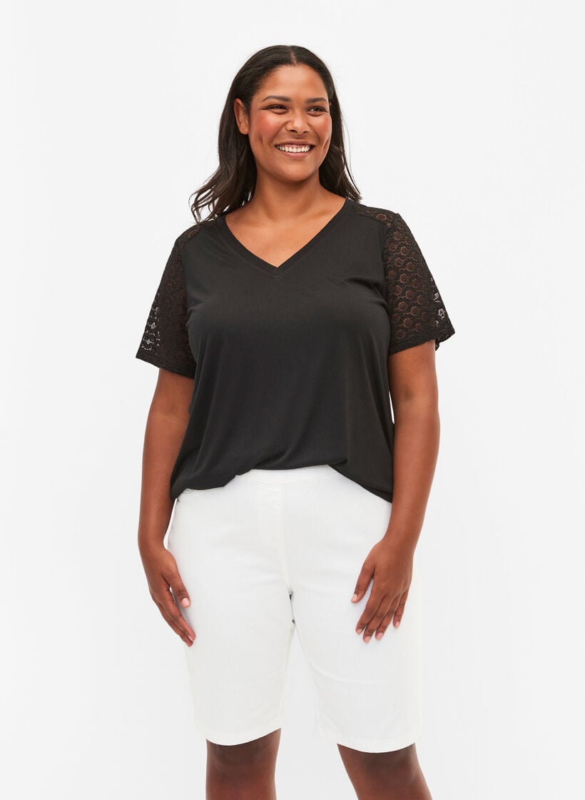 Tettsittende shorts med baklommer, White, Model image number 0