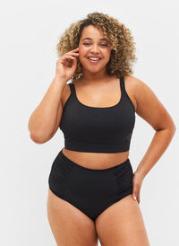 Bikinitruse med høyt liv og draperinger, Black, Model