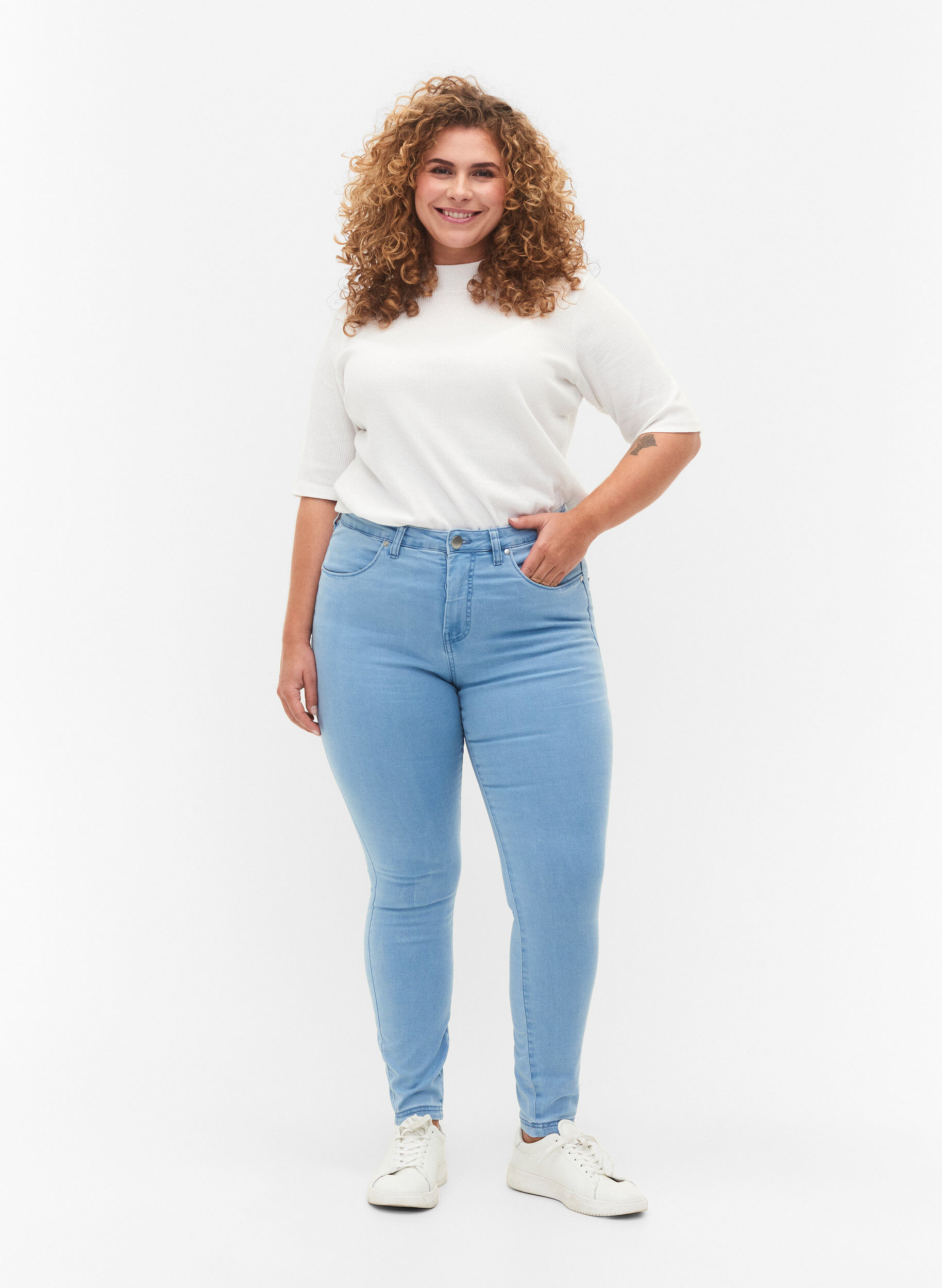 Super slim Amy jeans med h&oslash;yt liv, Ex Lt Blue, Model