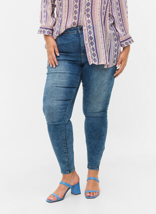 Cropped Amy jeans med glidelås, Blue denim, Model image number 4
