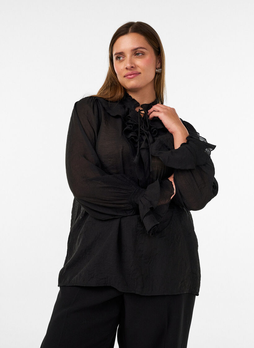 Viskosebluse med volanger og lange ermer, Svart, Model image number 0