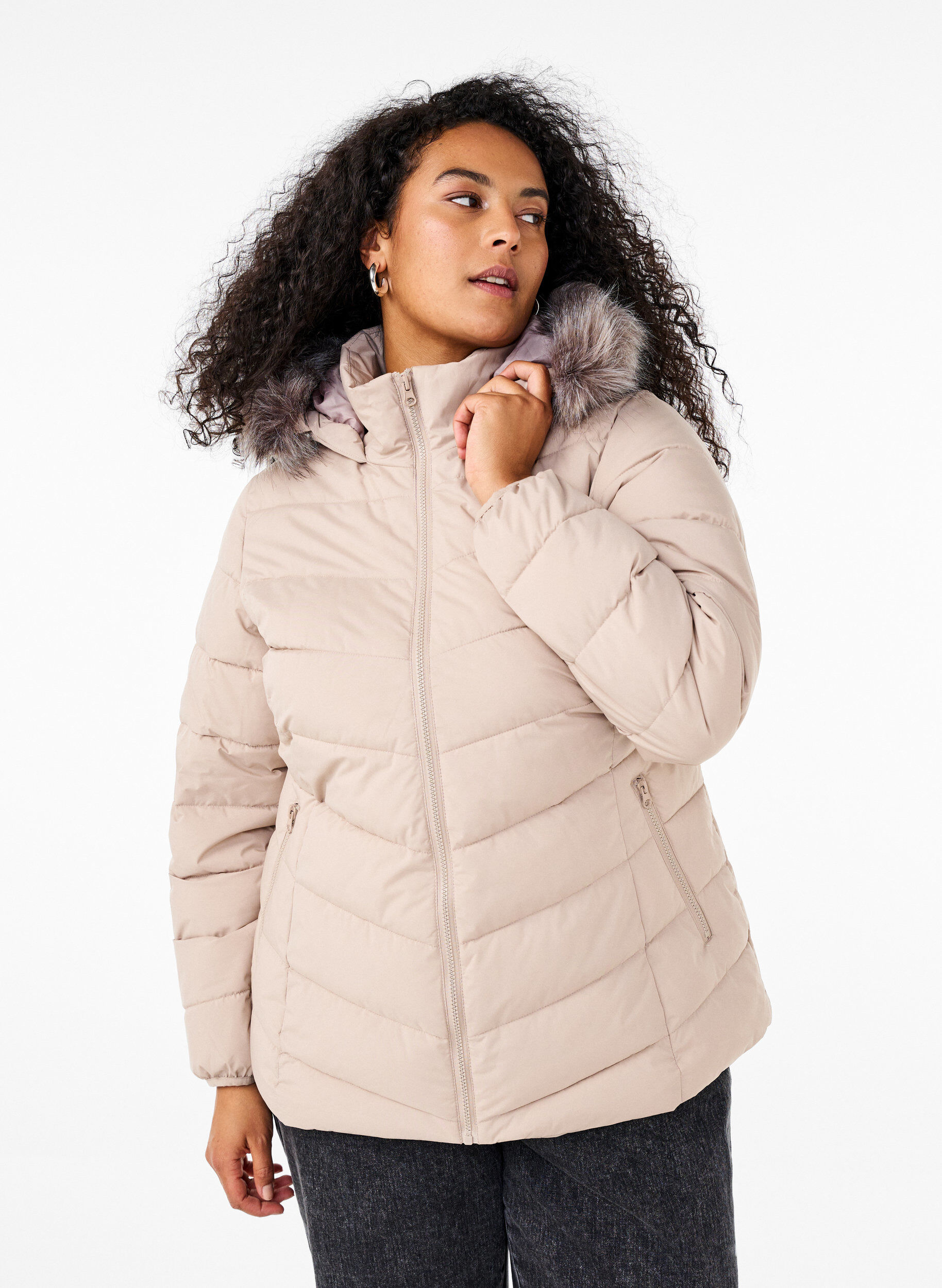 ZizziKort boblejakke med hette, Beige, Model image number 0