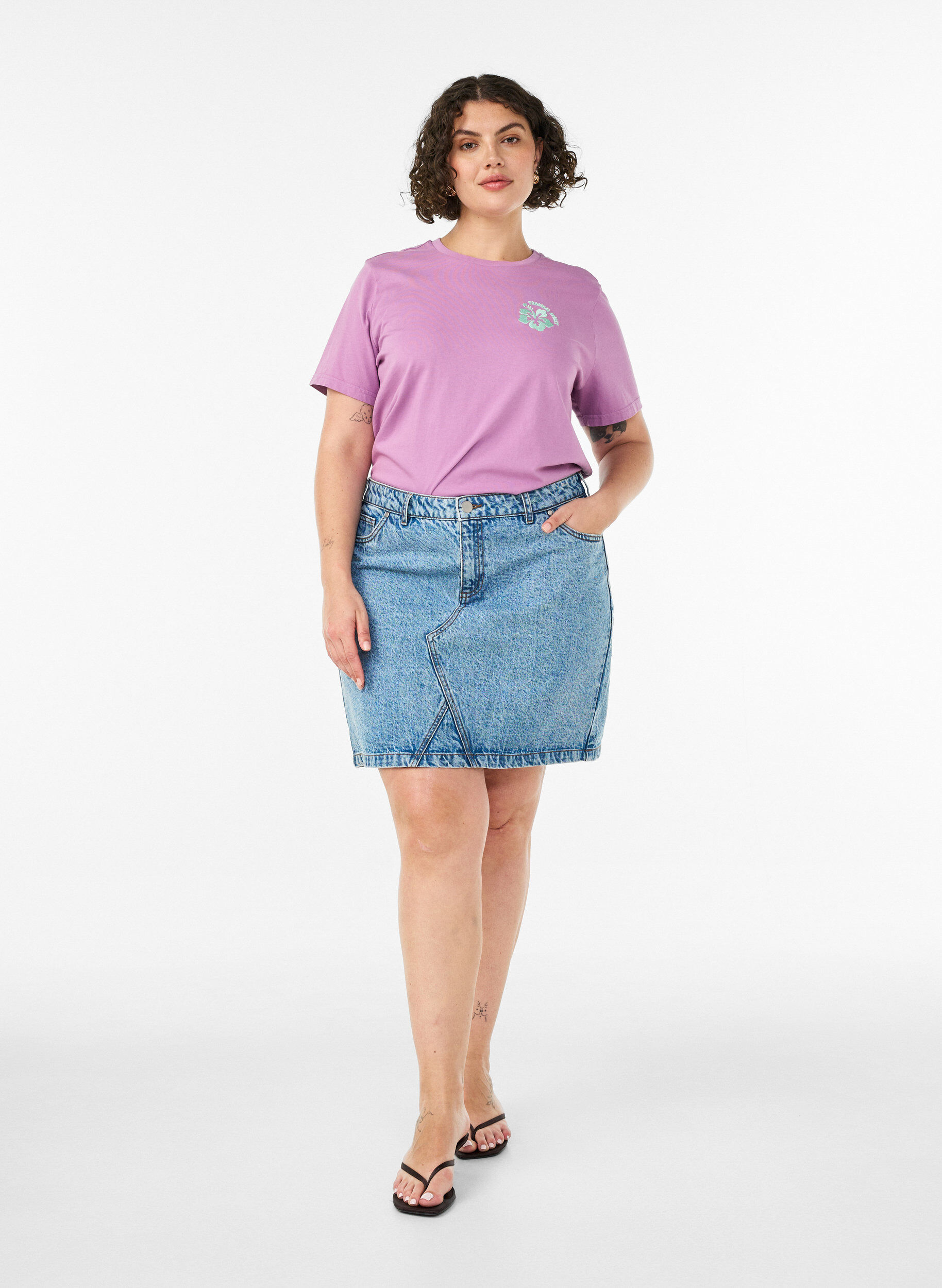 ZizziT-skjorte i &oslash;kologisk bomull med ryggtrykk, Rosa, Model image number 1