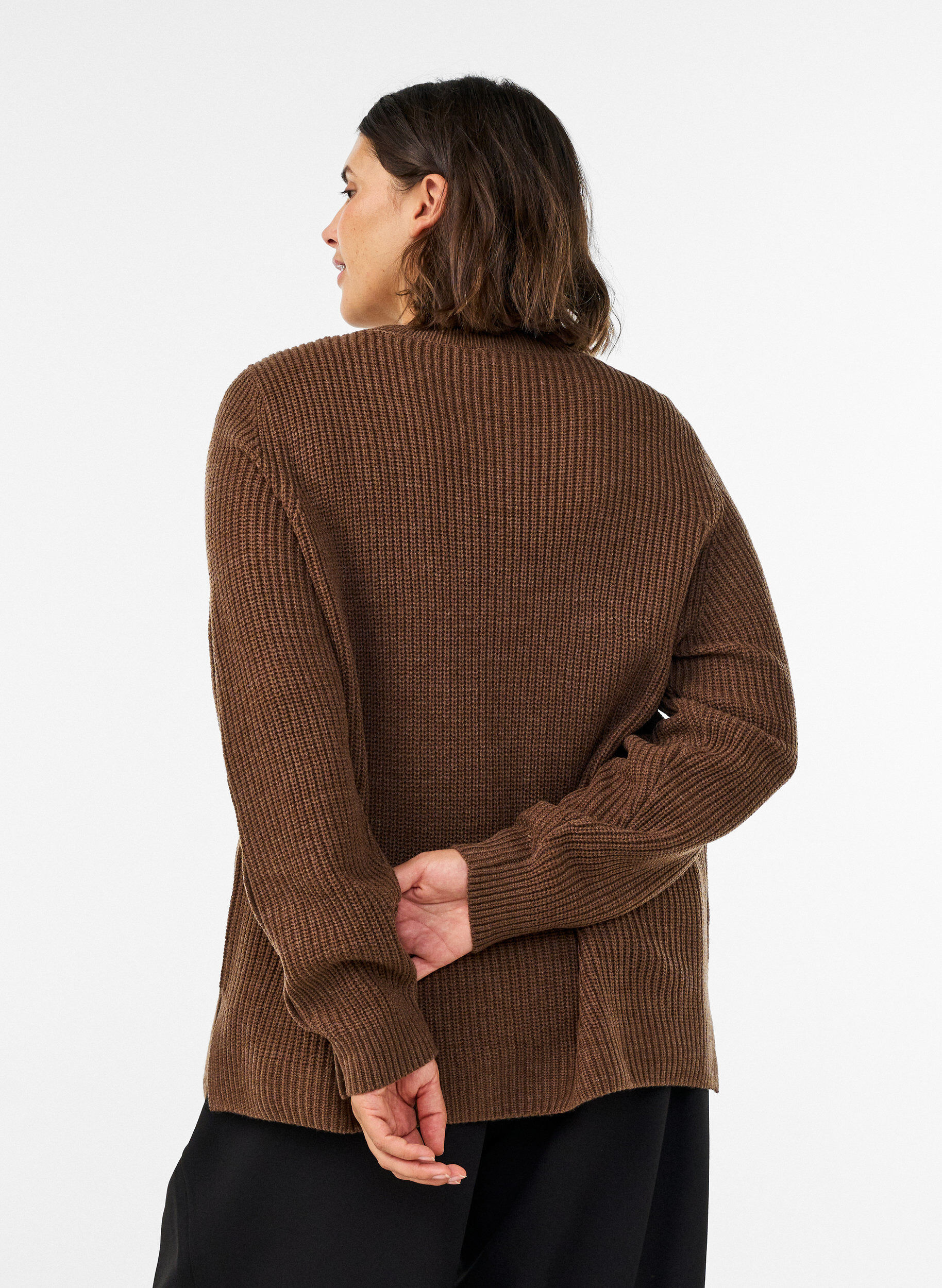 ZizziStrikket bluse med ribbestruktur og knappdetaljer, Brun, Model image number 2