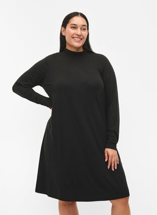 Zizzi FLASH - Kjole med lange ermer og turtleneck, Svart, Model image number 0