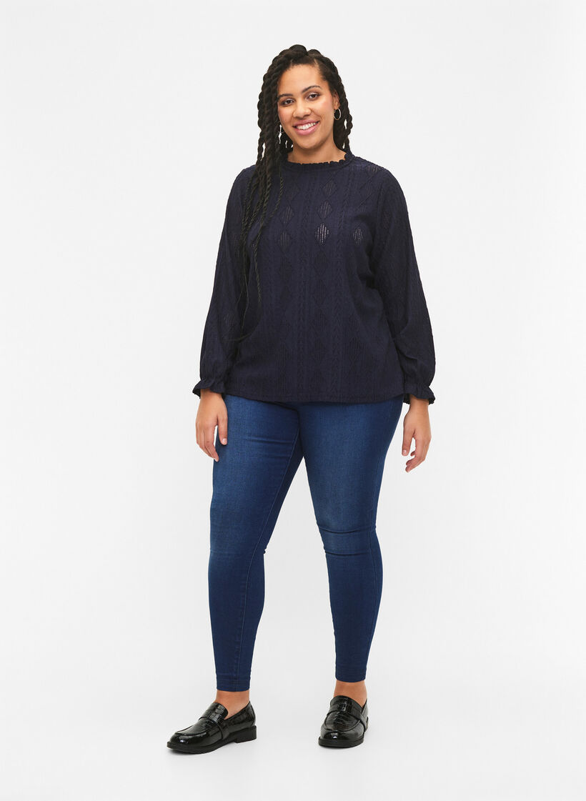 Bluse med volanger og tone-i-tone-mønster, Night Sky, Model image number 2