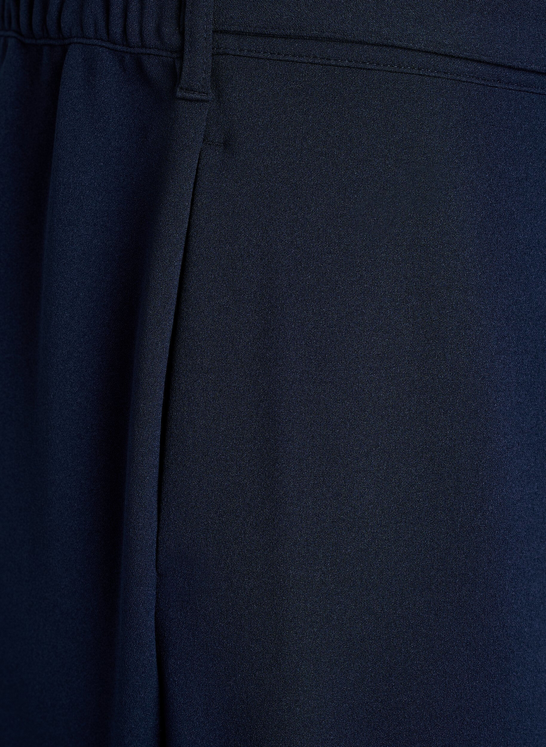 Zizzi H&oslash;ytlivsbukser med beltedetalj og gullspenne, Bl&aring;, Packshot image number 3