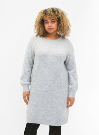 Strikket melange kjole med perler, Light Grey Melange, Model