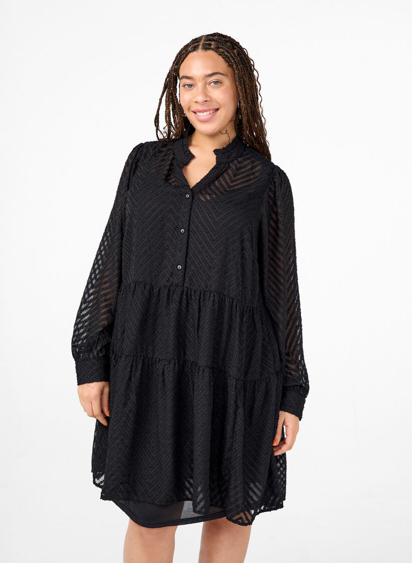 Kort, strukturmønstret kjole med volangkrage, Black, Model image number 0
