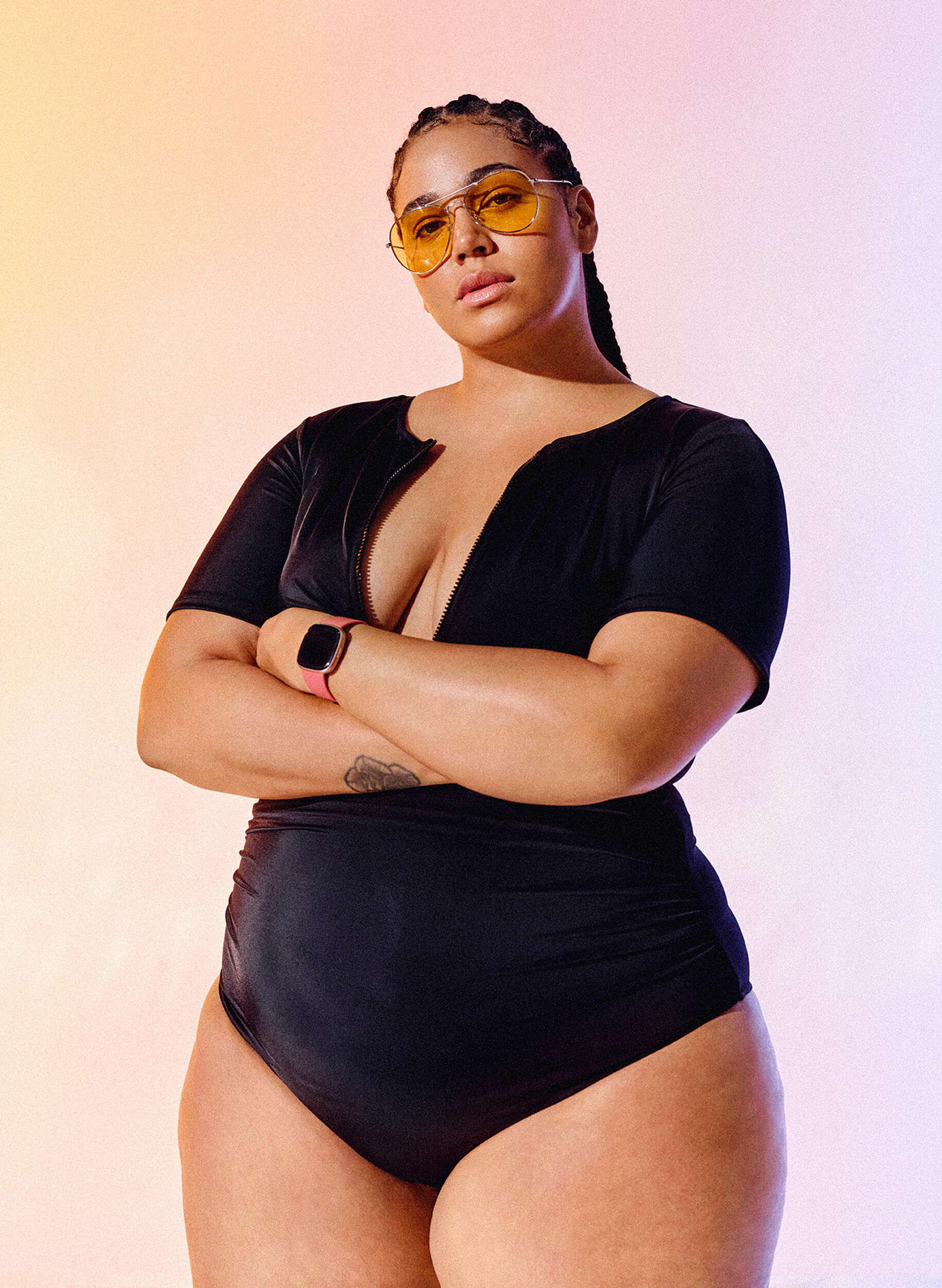 Zizzi Badedrakt med glidel&aring;s og korte ermer, Black, Image image number 0