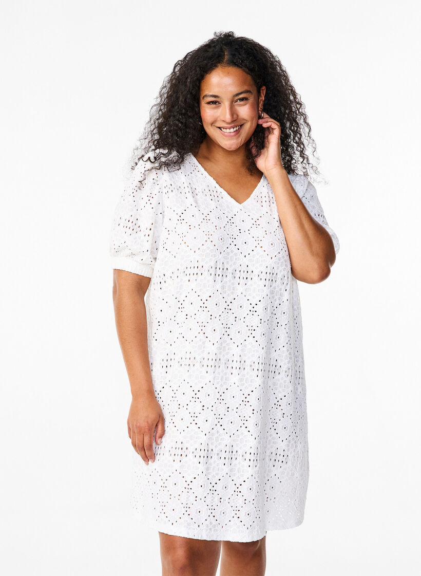 Kort kjole med v-hals og hullmønster, Bright White, Model image number 0