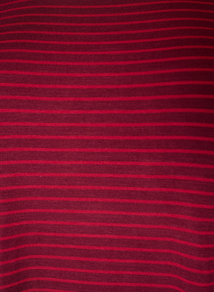 Stripete T-skjorte i viskose med rund hals, R&oslash;d, Packshot image number 2