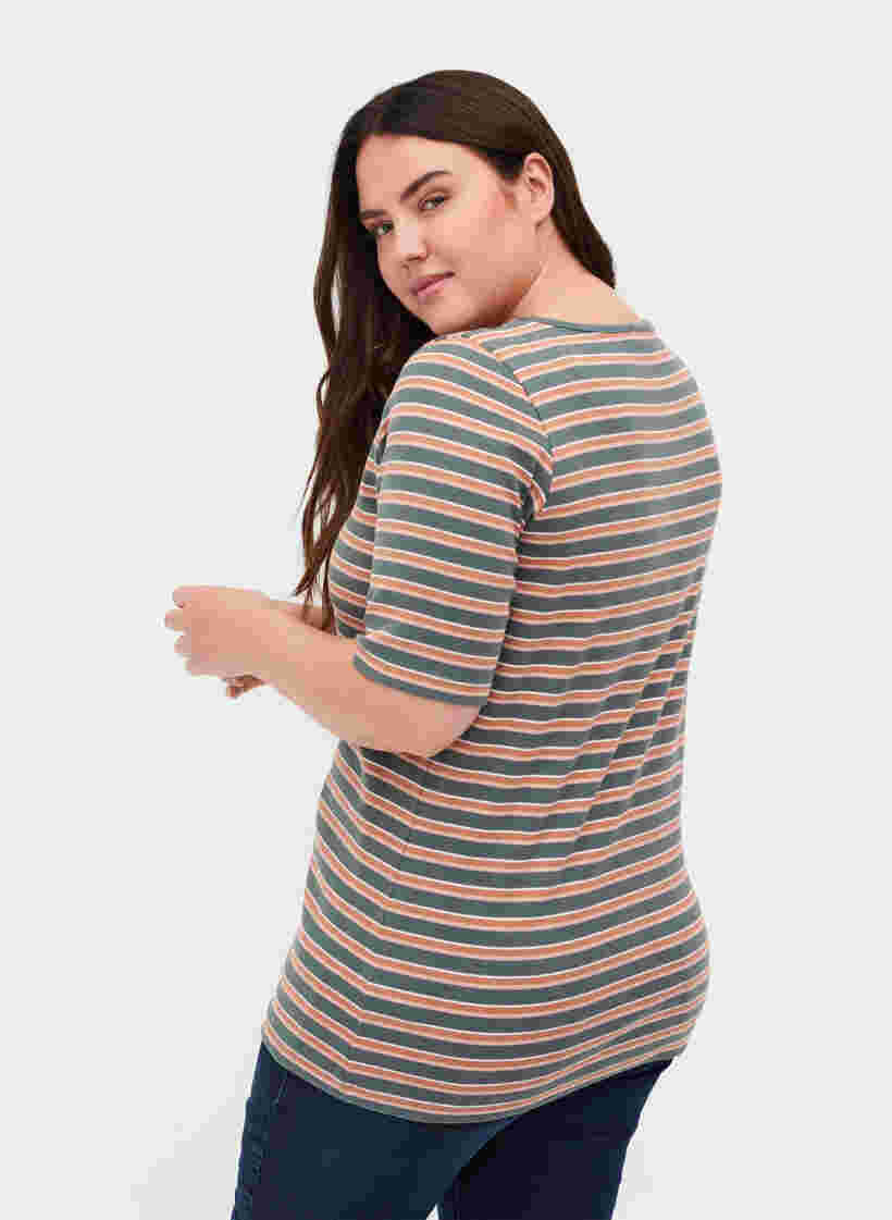 Stripete T-skjorte i bomull med ribbet struktur, Balsam Green Stripe, Model image number 1