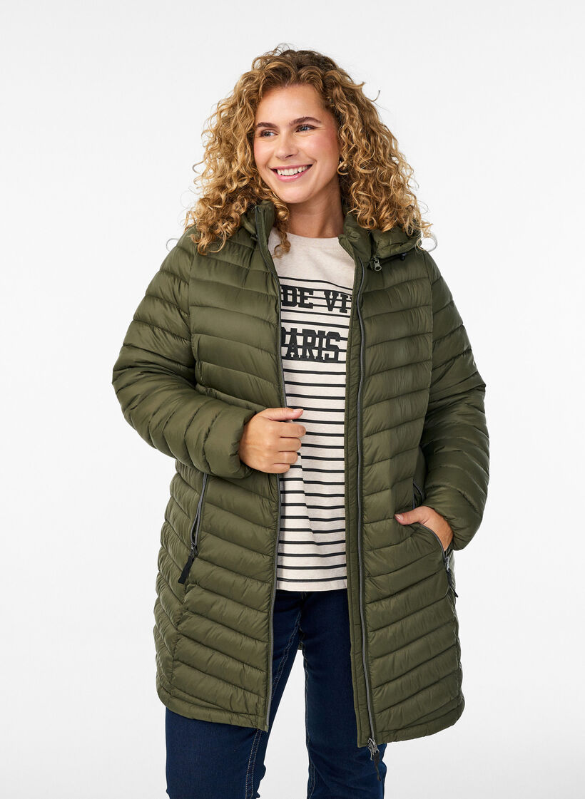 Lett jakke med lommer og avtakbar hette, Gr&oslash;nn, Model image number 0