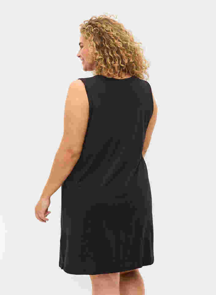 Ermeløs nattkjole med V-hals og snøre, Black, Model image number 1
