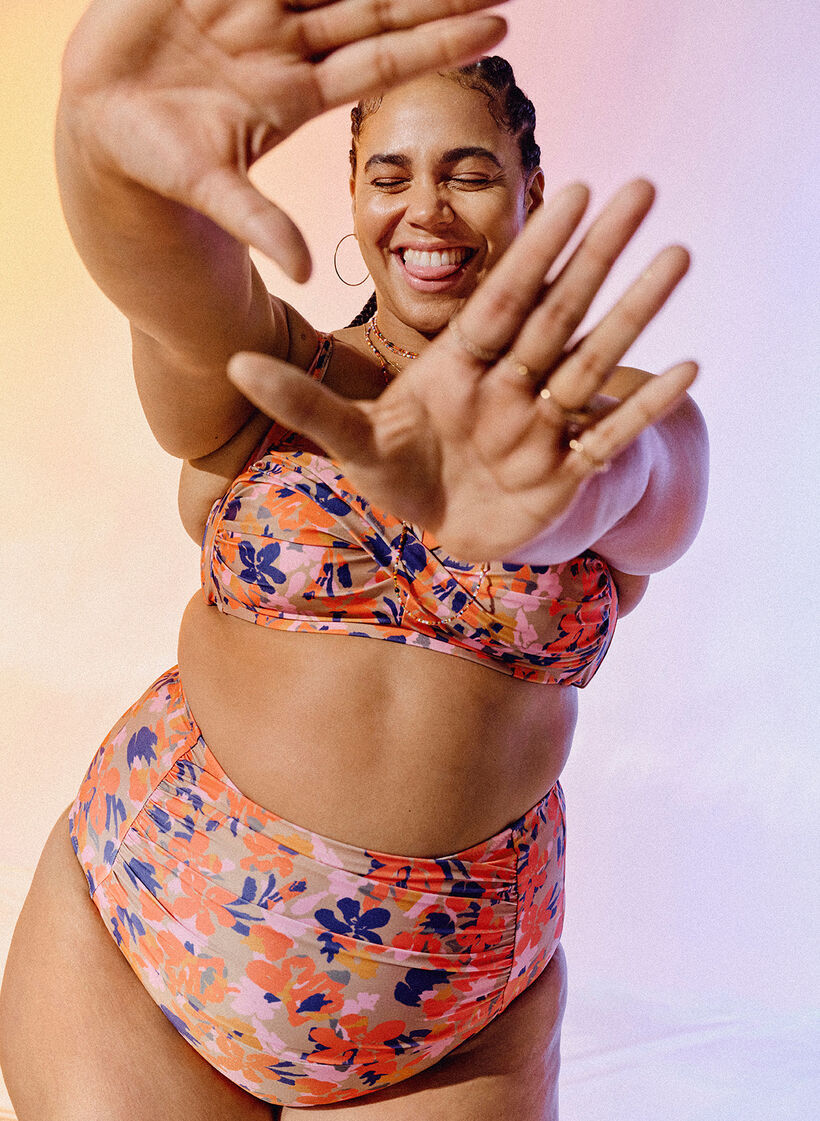 Bikinitruse med mønster og ekstra høyt liv, Gul, Image image number 0