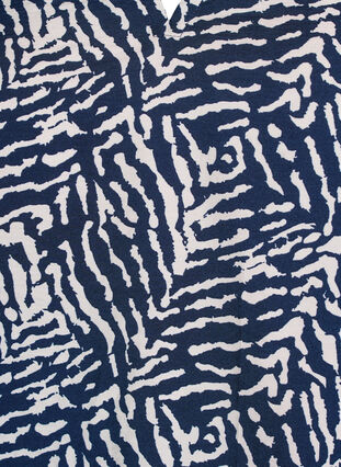 Zizzi Bluse med korte ermer og volangkant, Blå, Packshot image number 2