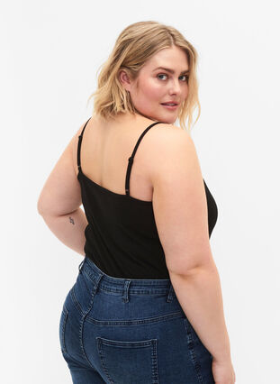 Ribbet topp med detaljer på brystet, Black, Model image number 1