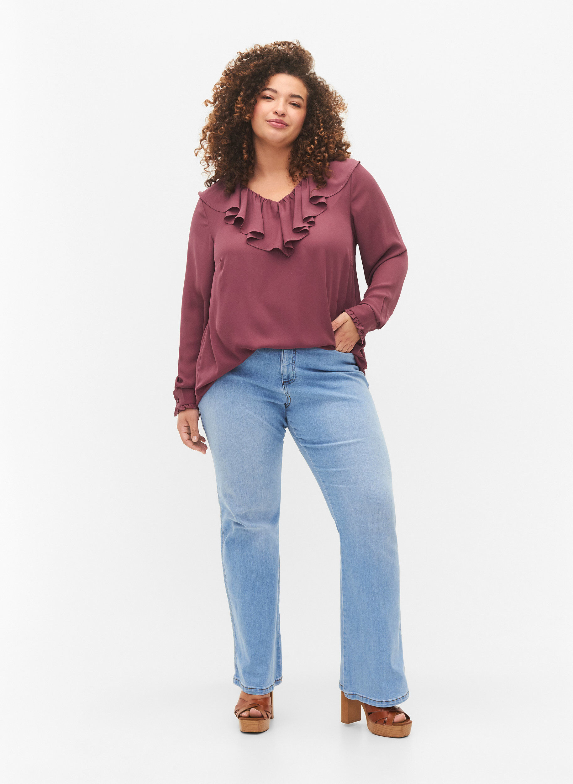 Zizzi Bluse med lange ermer og volanger, Renaissance Rose, Model image number 3