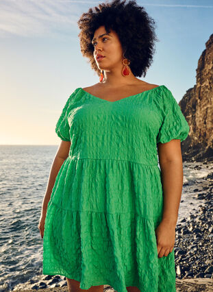 Zizzi Kort kjole i A-fasong med v-hals, Deep Mint, Image image number 1