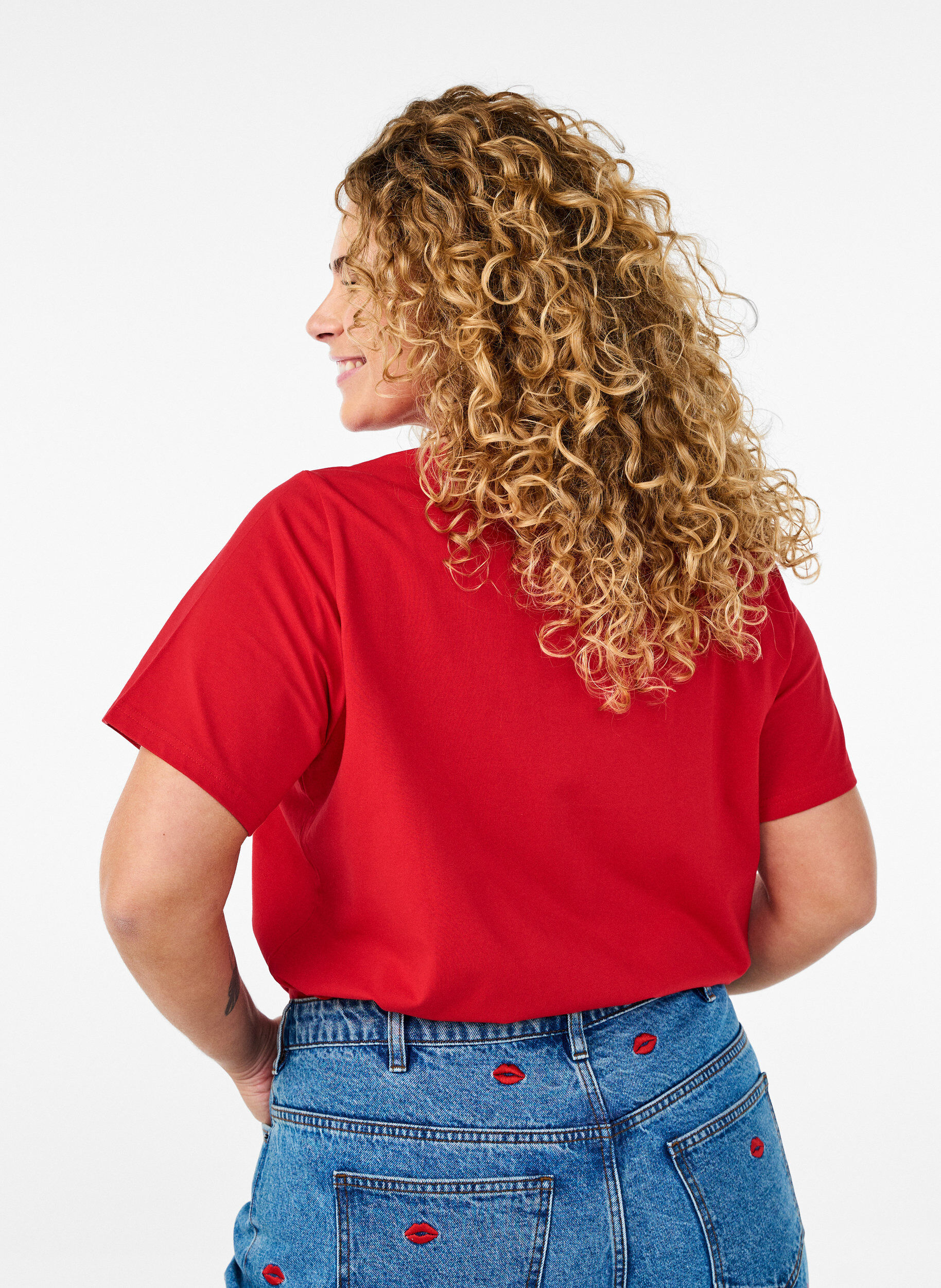 Zizzi T-skjorte i &oslash;kologisk bomull med rund hals, Salsa, Model image number 1