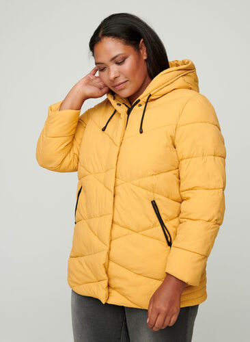 Vindtett jakke med hette og lommer, Spruce Yellow, Model image number 0