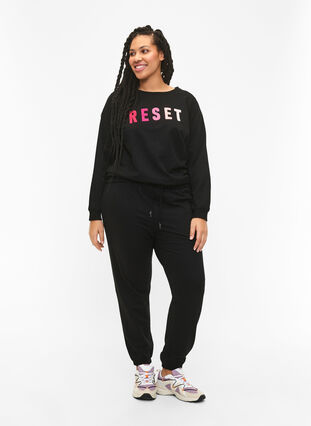 Sweatshirt med tekst, Black W. Reset, Model image number 3