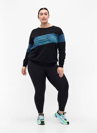 Zizzi Sweatshirt med sporty print, Black Comb, Model image number 2