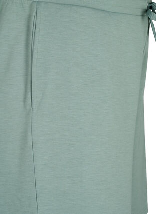 Shorts i modalblanding med lommer, Chinois Green, Packshot image number 3