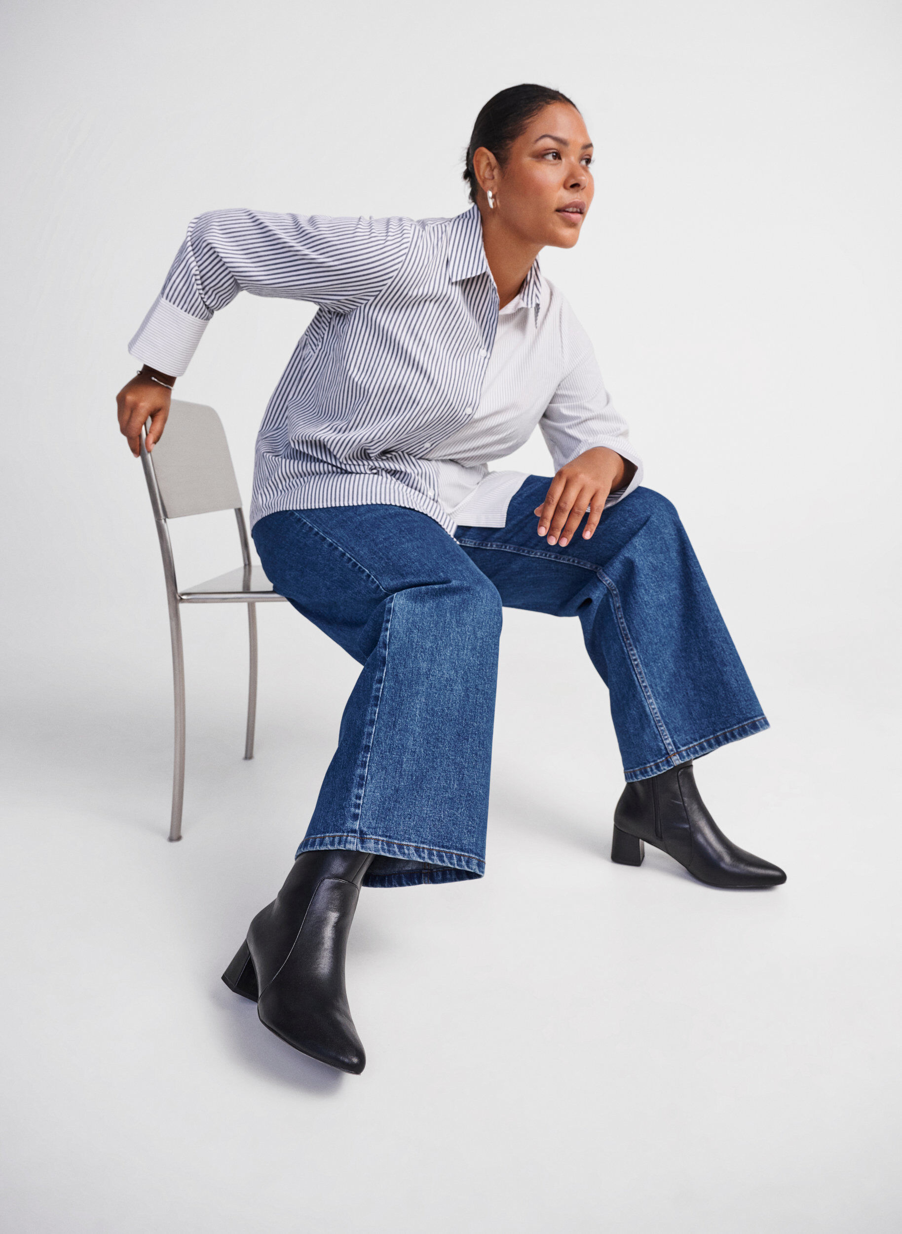 Zizzi Wide fit - Skinn ankelst&oslash;vletter med h&aelig;l, Black, Image image number 0