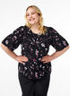 Blomstret bluse med korte ermer, Svart, Model image number 0