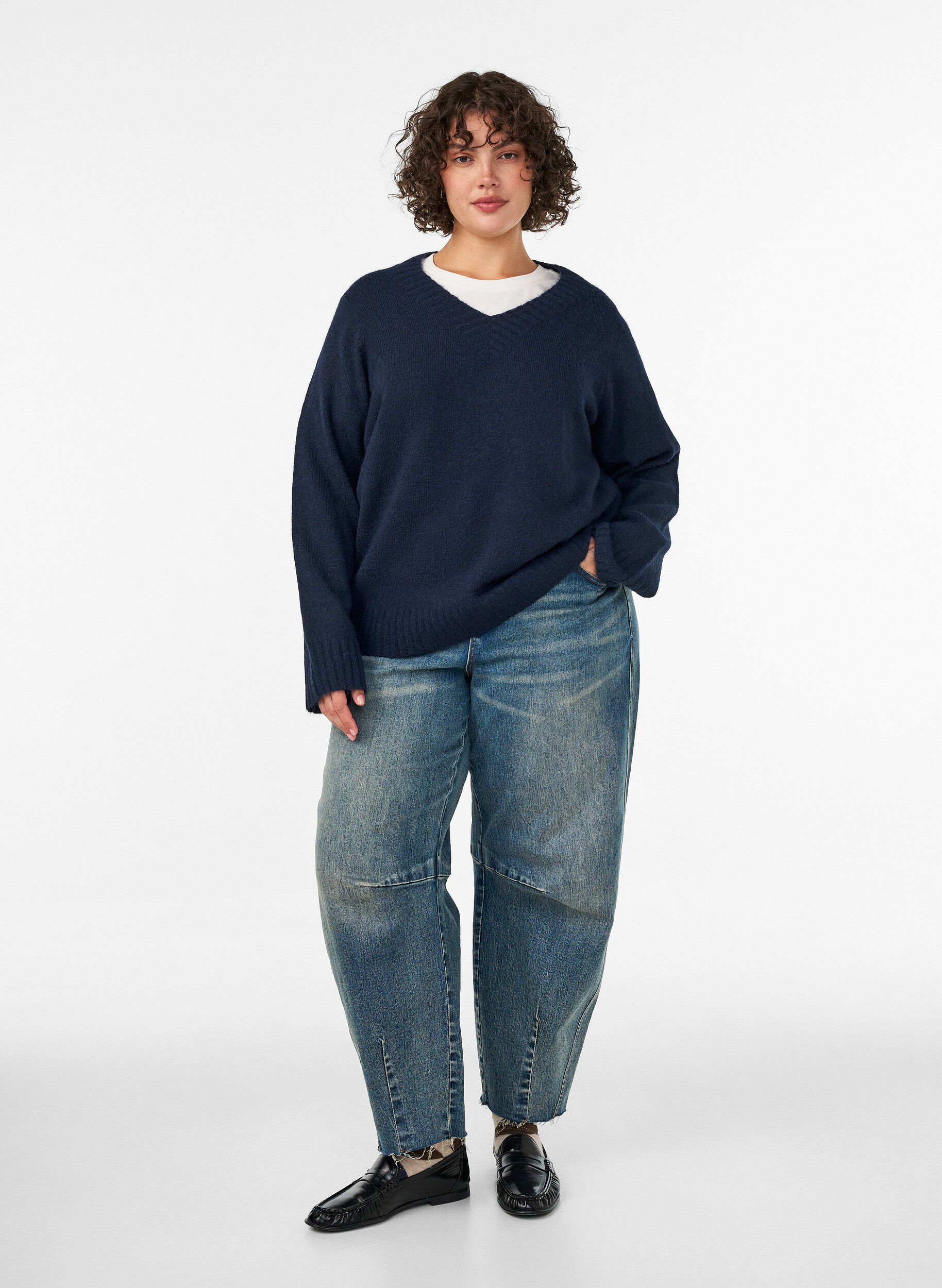 ZizziGenser med V-hals, Bl&aring;, Model image number 1