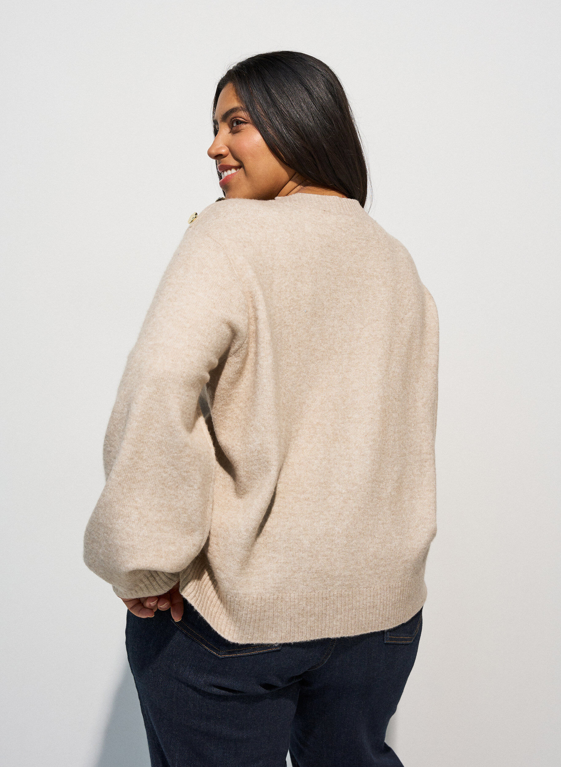ZizziStrikket bluse med knappdetalj, Beige, Model image number 2