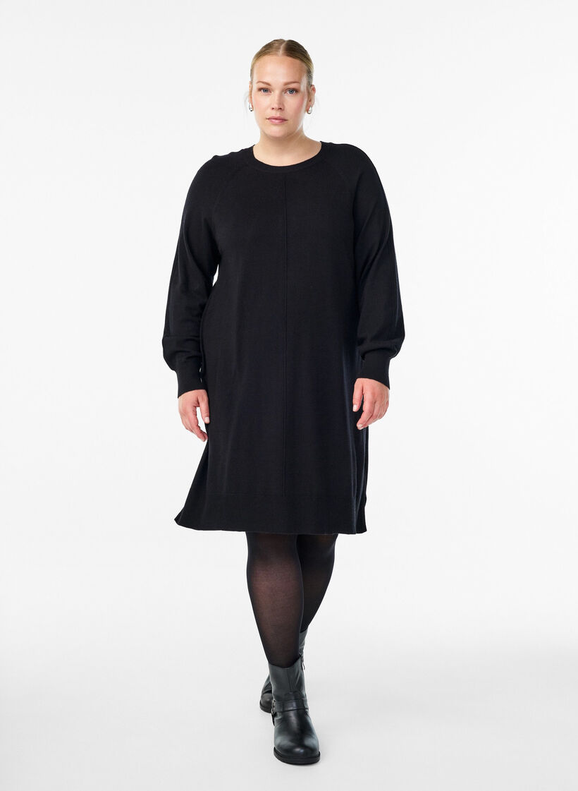 Kort strikkekjole med raglanermer og en midts&oslash;m, Svart, Model image number 1