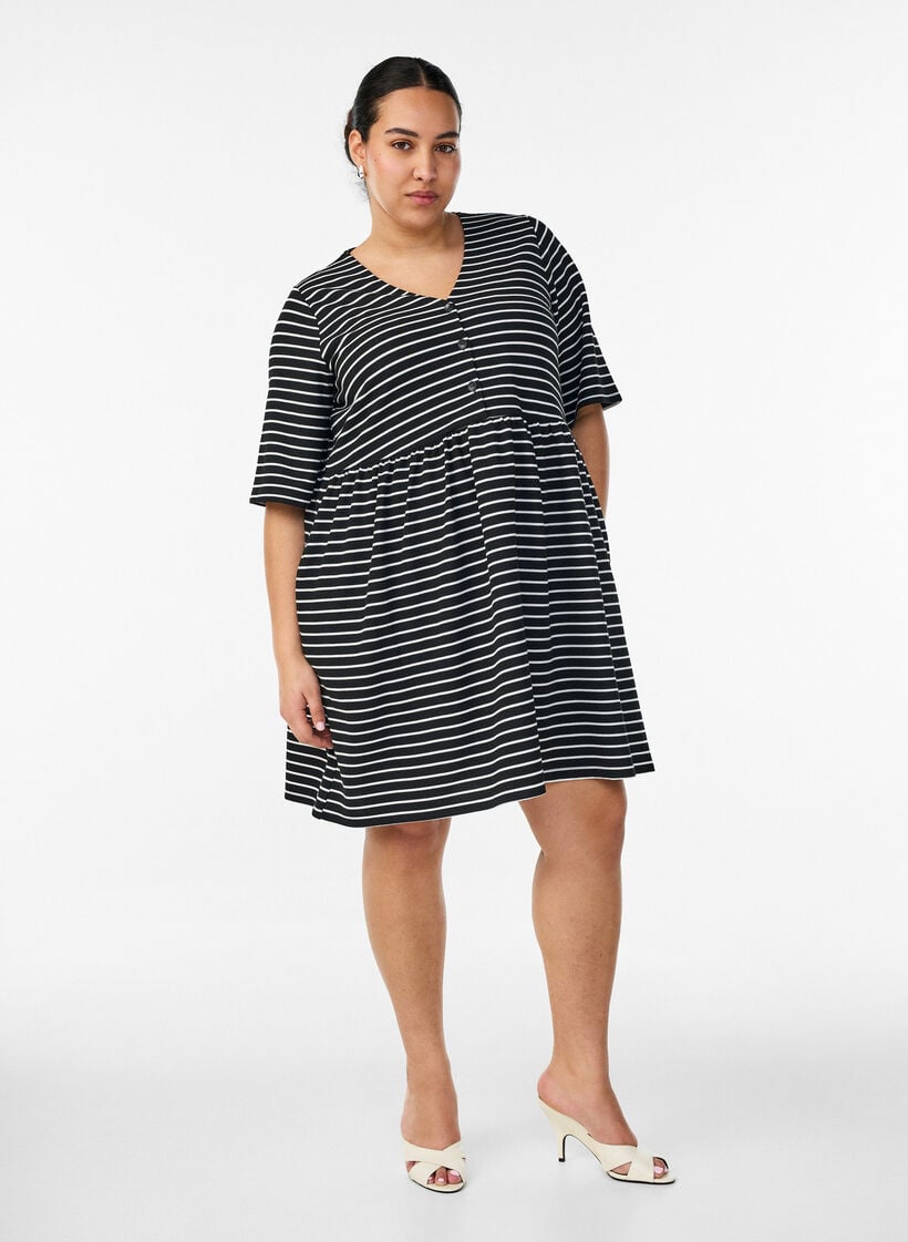 Kjole med ribbet tekstur og empirelinje, Hvit, Model image number 1