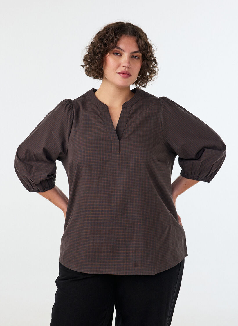 Rutete bluse med V-hals og 3/4-ermer, Brun, Model image number 0