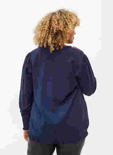Bluse i viskose med lange ermer og smock, Navy Blazer, Model image number 1