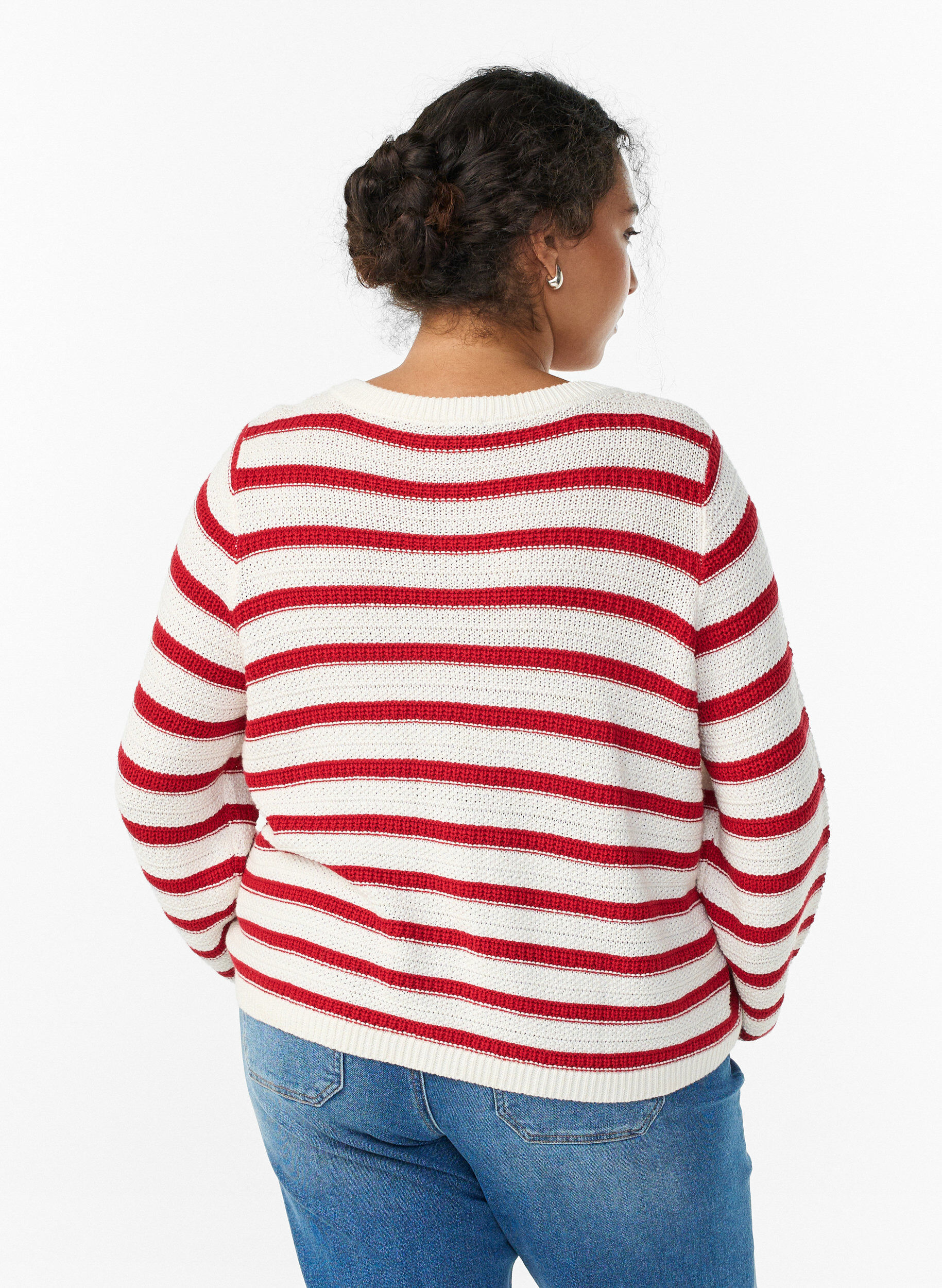 Zizzi Cardigan med strukturstrikk og dekorative knapper, R&oslash;d, Model image number 2