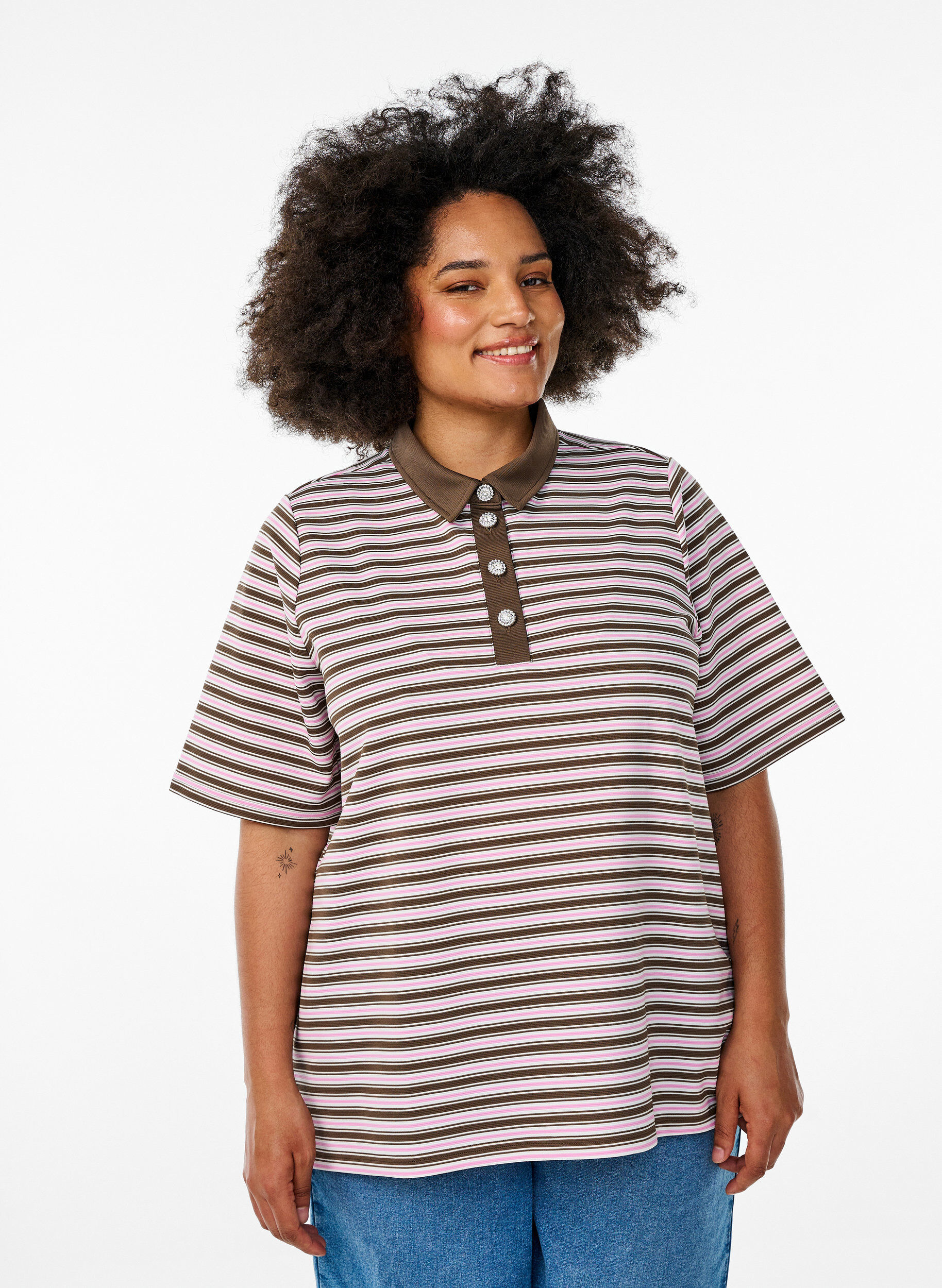 Stripete poloskjorte med korte ermer og knapper, Brun, Model