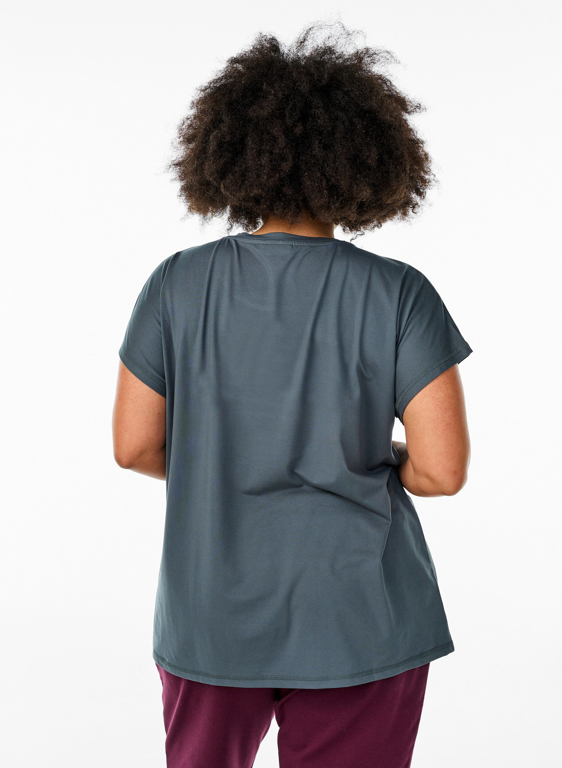 Zizzi Ensfarget trenings-T-skjorte, Gr&oslash;nn, Model image number 2