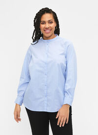 FLASH - Nålestripet skjorte, Light Blue Stripe, Model