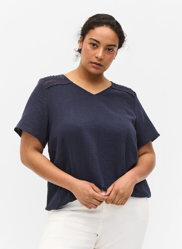 Kortermet bomullsbluse med blonder, Night Sky, Model image number 0